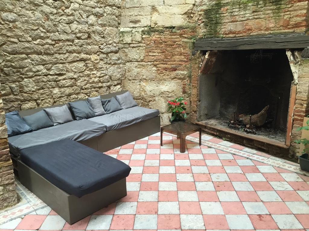 B&B Le Chat Qui Dort Montricoux Eksteriør bilde